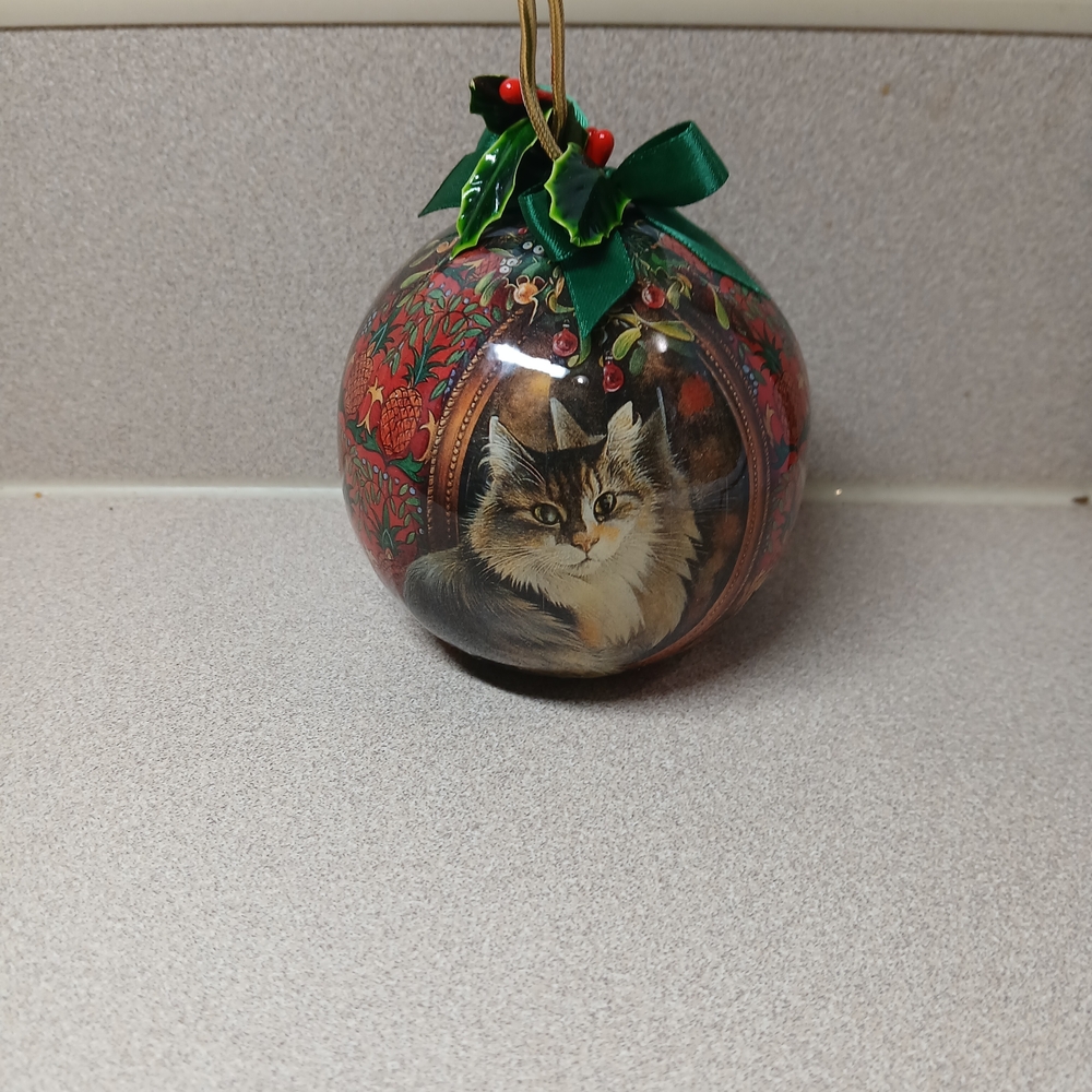 Cat Christmas Ornament with Green Bow